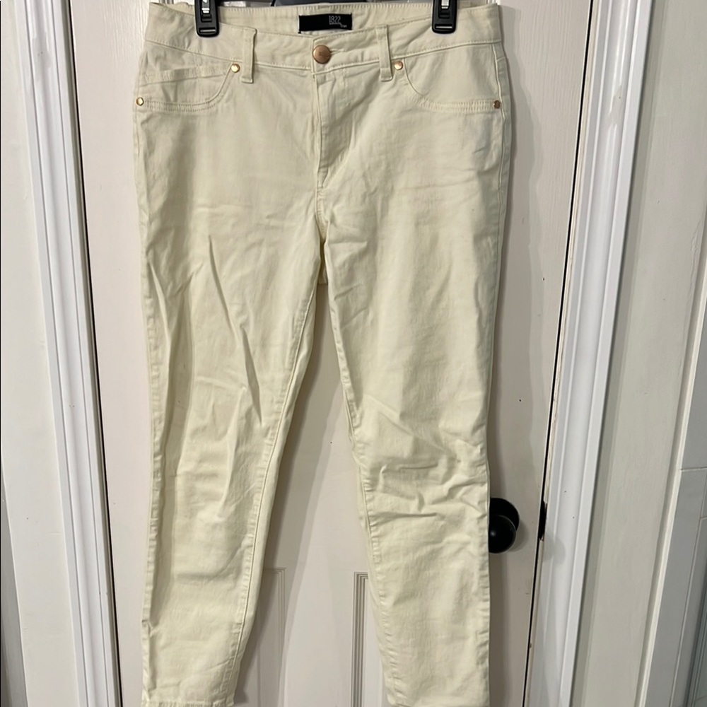 1822 Denim Cream Skinny Jeans Classic Style